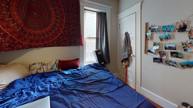 8 Olmstead St 1, Boston, MA 02130