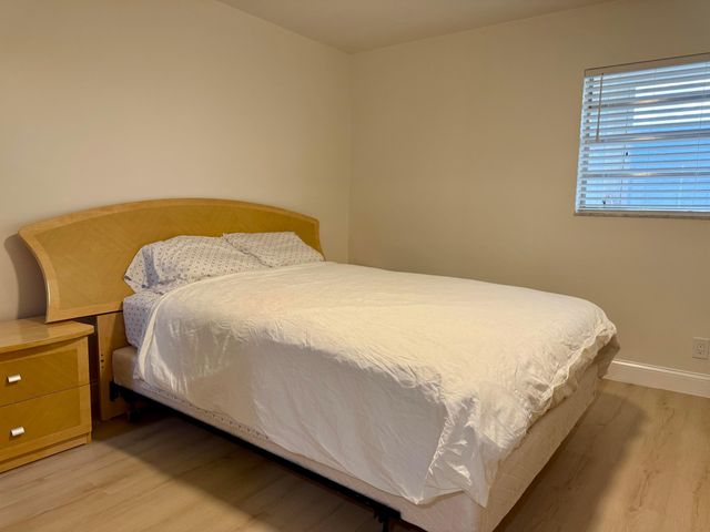 699 Flanders O, Delray Beach, FL 33484