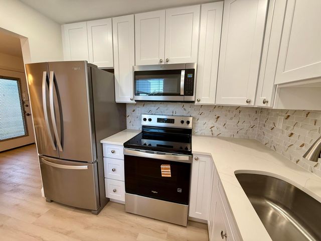 699 Flanders O, Delray Beach, FL 33484