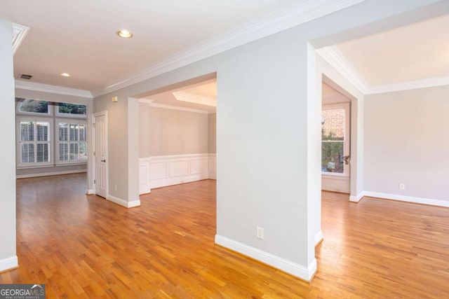 3206 Windsor Lake Drive NE, Atlanta, GA 30319