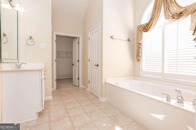 3206 Windsor Lake Drive NE, Atlanta, GA 30319