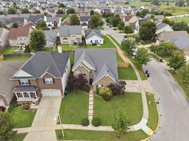 697 Cielo Vista Road, Lexington, KY 40511