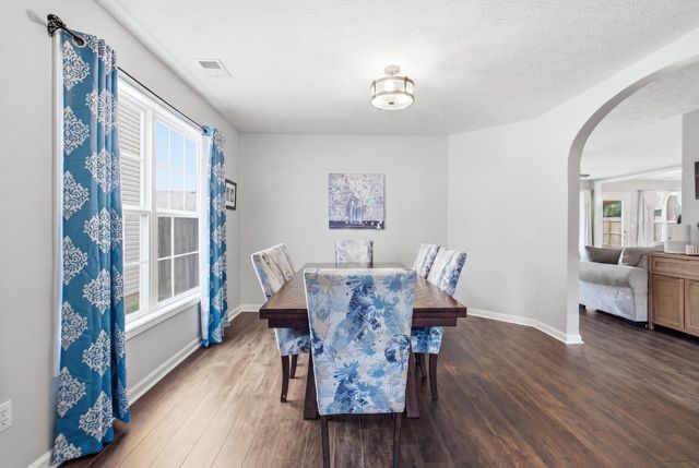 697 Cielo Vista Road, Lexington, KY 40511