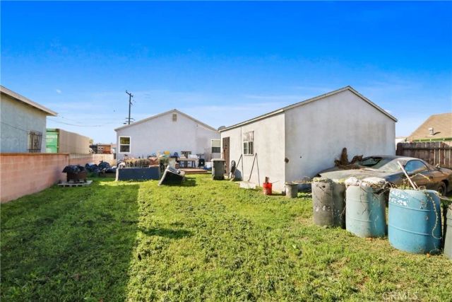 229 E Reeve, Compton, CA 90220