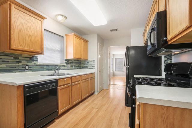 15204 Drusillas DR, Pflugerville, TX 78660