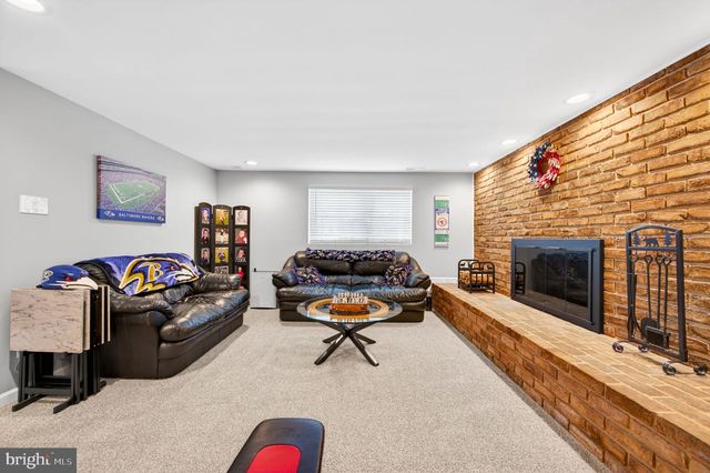 9805 FORGE PARK RD, Perry Hall, MD 21128