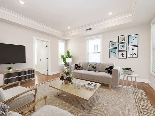 49 Alpine St 2, Boston, MA 02119