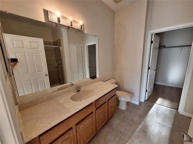 3709 PARKRIDGE CIRCLE 7-204, Sarasota, FL 34243