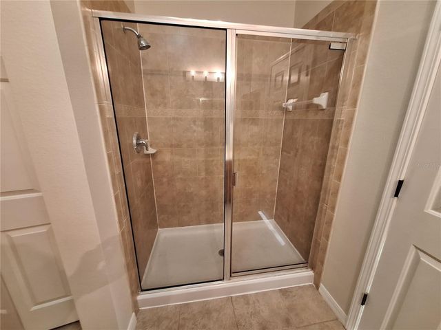 3709 PARKRIDGE CIRCLE 7-204, Sarasota, FL 34243