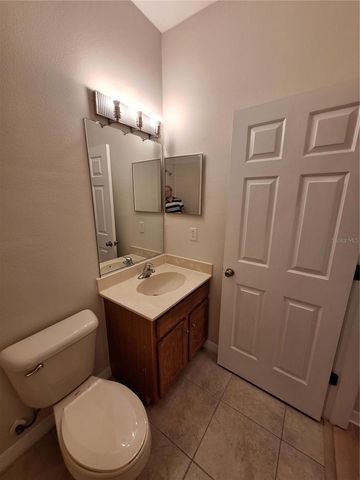 3709 PARKRIDGE CIRCLE 7-204, Sarasota, FL 34243