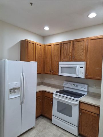 3709 PARKRIDGE CIRCLE 7-204, Sarasota, FL 34243