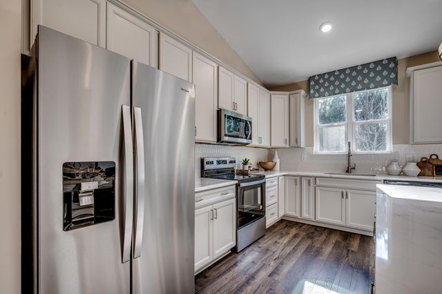 125 Buckingham Dr, Conway, SC 29526