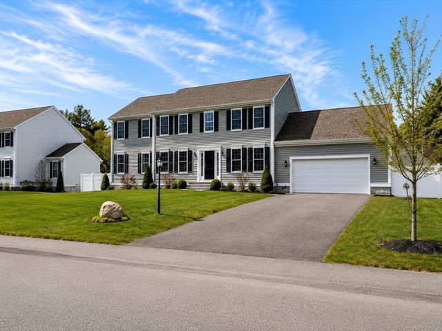 52 Oldfield Rd, Bridgewater, MA 02324