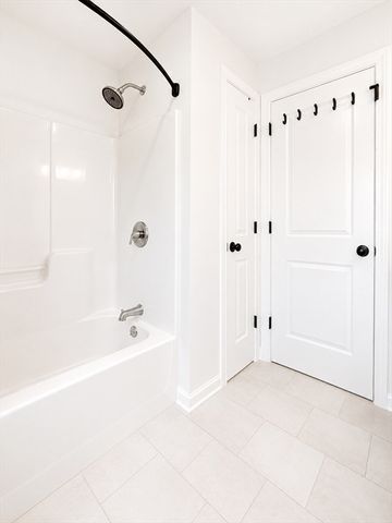 52 Oldfield Rd, Bridgewater, MA 02324