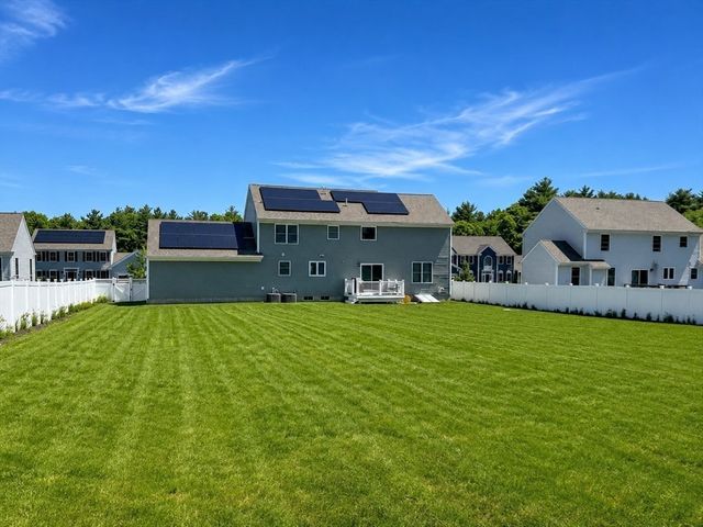52 Oldfield Rd, Bridgewater, MA 02324