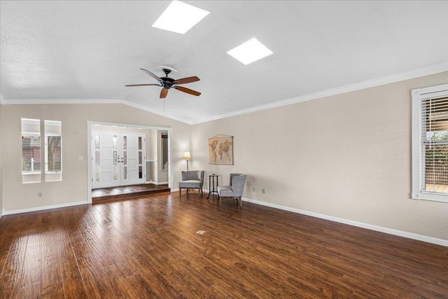 3909 Trillium Ave, Modesto, CA 95356