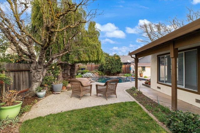 3909 Trillium Ave, Modesto, CA 95356