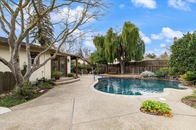 3909 Trillium Ave, Modesto, CA 95356