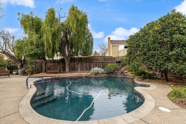 3909 Trillium Ave, Modesto, CA 95356