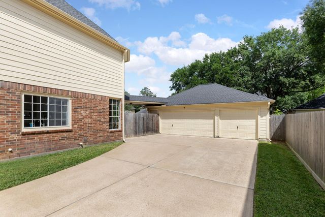 13524 Greenwood Manor Drive, Cypress, TX 77429