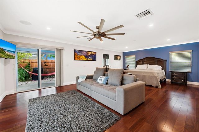 2417 SE 19th Place, Fort Lauderdale, FL 33316