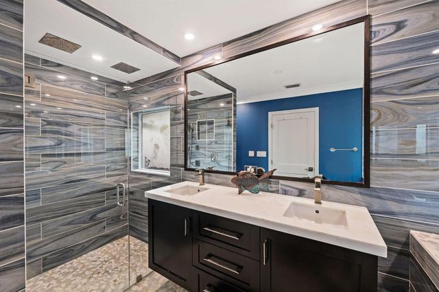 2417 SE 19th Place, Fort Lauderdale, FL 33316