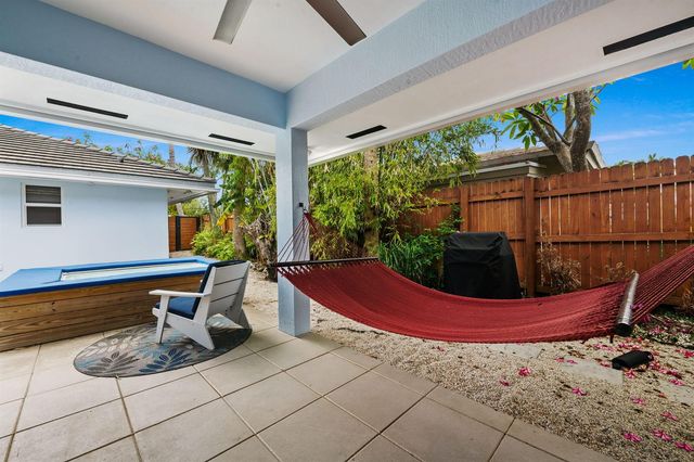 2417 SE 19th Place, Fort Lauderdale, FL 33316