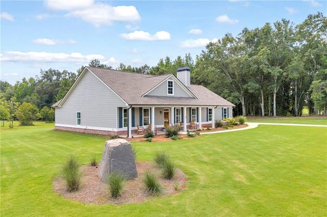 85 Woodfin Way, Social Circle, GA 30025