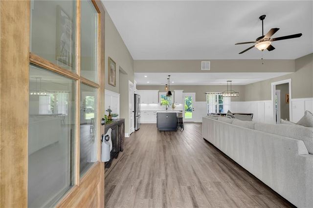 85 Woodfin Way, Social Circle, GA 30025