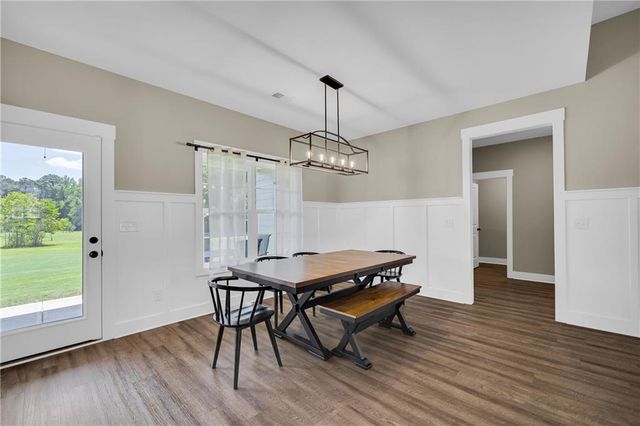 85 Woodfin Way, Social Circle, GA 30025