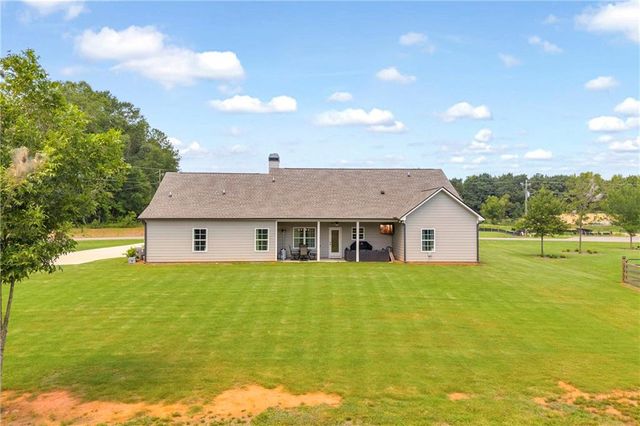 85 Woodfin Way, Social Circle, GA 30025