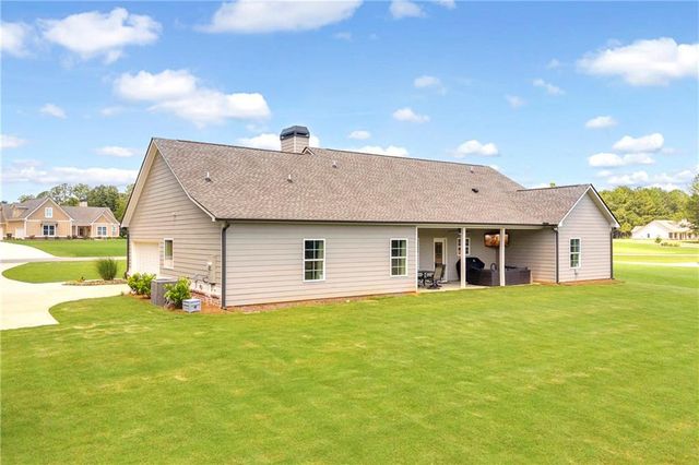 85 Woodfin Way, Social Circle, GA 30025