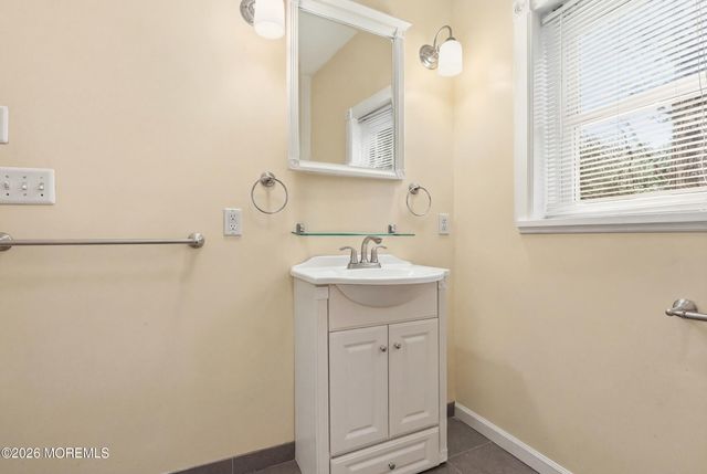 376 Cook Road, Jackson, NJ 08527