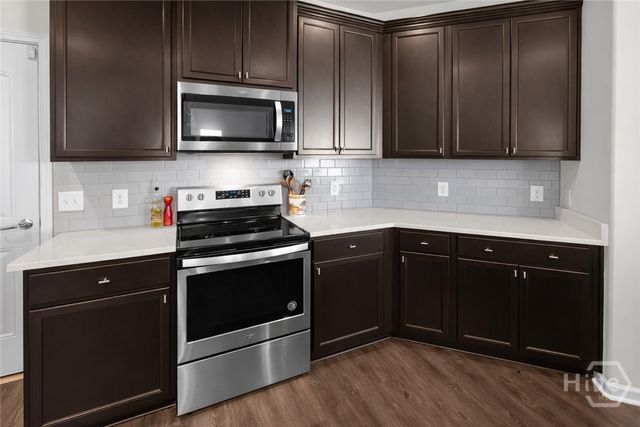 238 Lakepointe Drive, Savannah, GA 31407