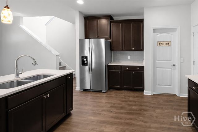 238 Lakepointe Drive, Savannah, GA 31407