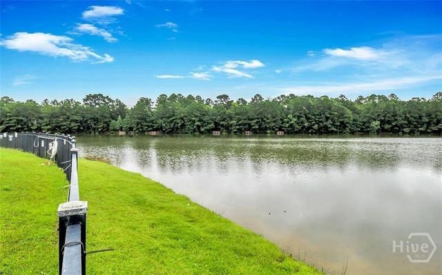 238 Lakepointe Drive, Savannah, GA 31407