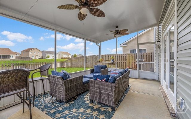 238 Lakepointe Drive, Savannah, GA 31407