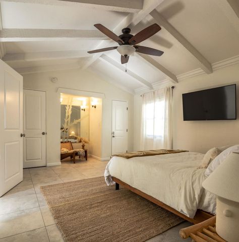 527 N N Paseo De Anza, Palm Springs, CA 92262