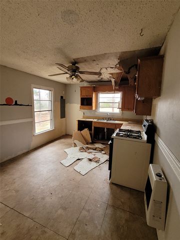 10109 FM 410 Highway N, Detroit, TX 75436