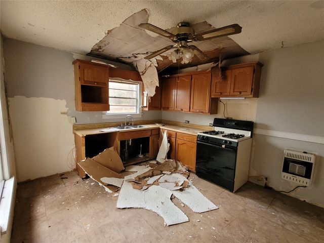 10109 FM 410 Highway N, Detroit, TX 75436