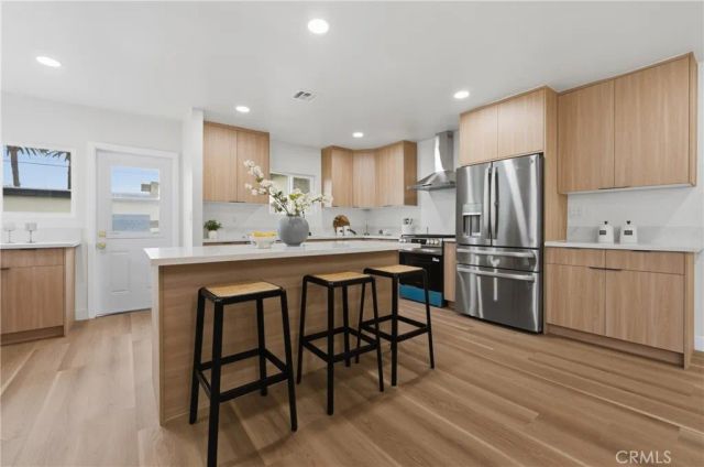 1724 W 43rd Street, Los Angeles, CA 90062