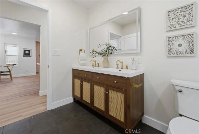 1724 W 43rd Street, Los Angeles, CA 90062