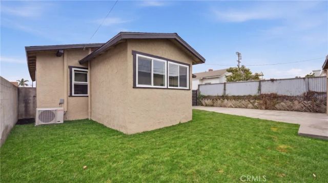1724 W 43rd Street, Los Angeles, CA 90062