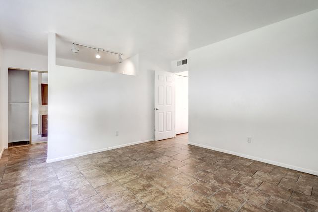 4708 Eric Drive NE, Albuquerque, NM 87109