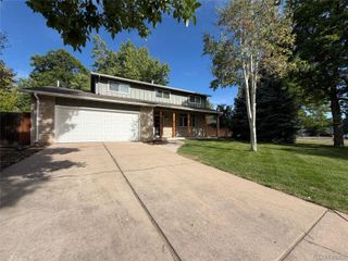 7447 S Ames Court, Littleton, CO 80128