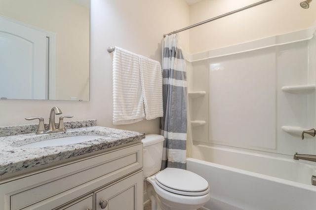 1102 Dartmouth Drive, Mebane, NC 27302