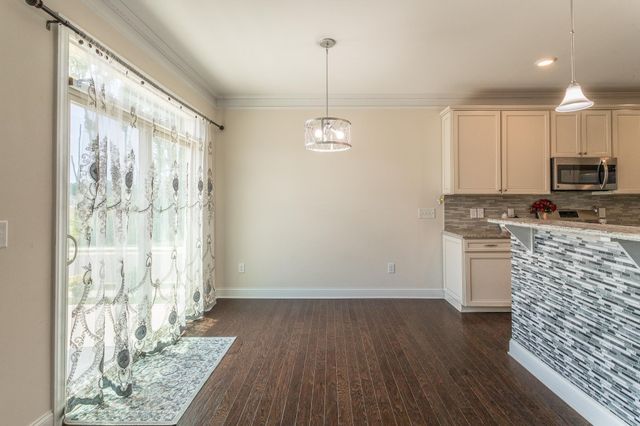 1102 Dartmouth Drive, Mebane, NC 27302