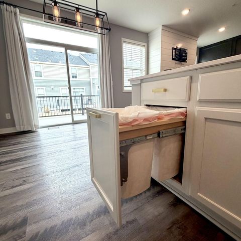 18378 Gladden Lane, Lakeville, MN 55044