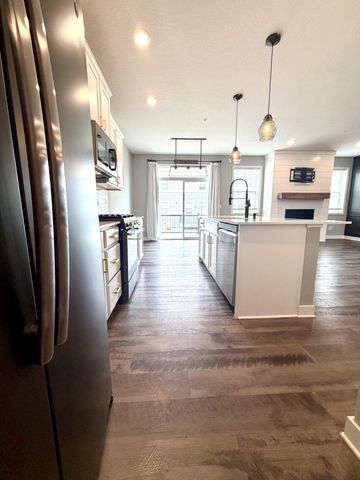 18378 Gladden Lane, Lakeville, MN 55044