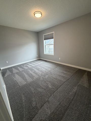 18378 Gladden Lane, Lakeville, MN 55044